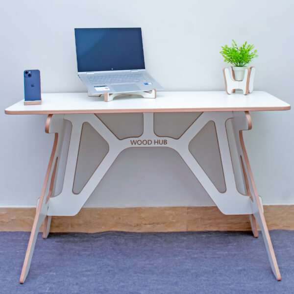 Built-In Desk